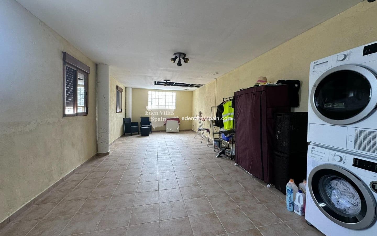 7 bedroom Villa for sale in San Fulgencio with pool - € 1,250,000 (Ref: 9669290)