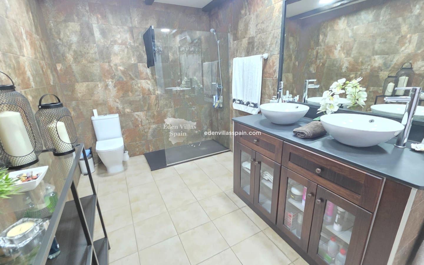 7 bedroom Villa for sale in San Fulgencio with pool - € 1,250,000 (Ref: 9669290)