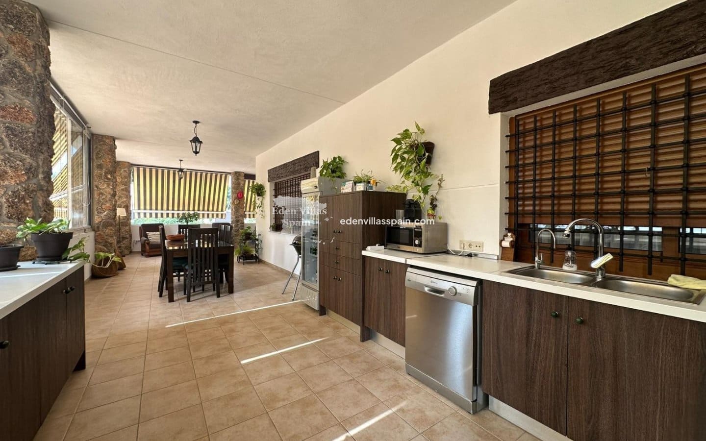 7 bedroom Villa for sale in Dolores with pool garage - € 1,250,000 (Ref: 9669291)