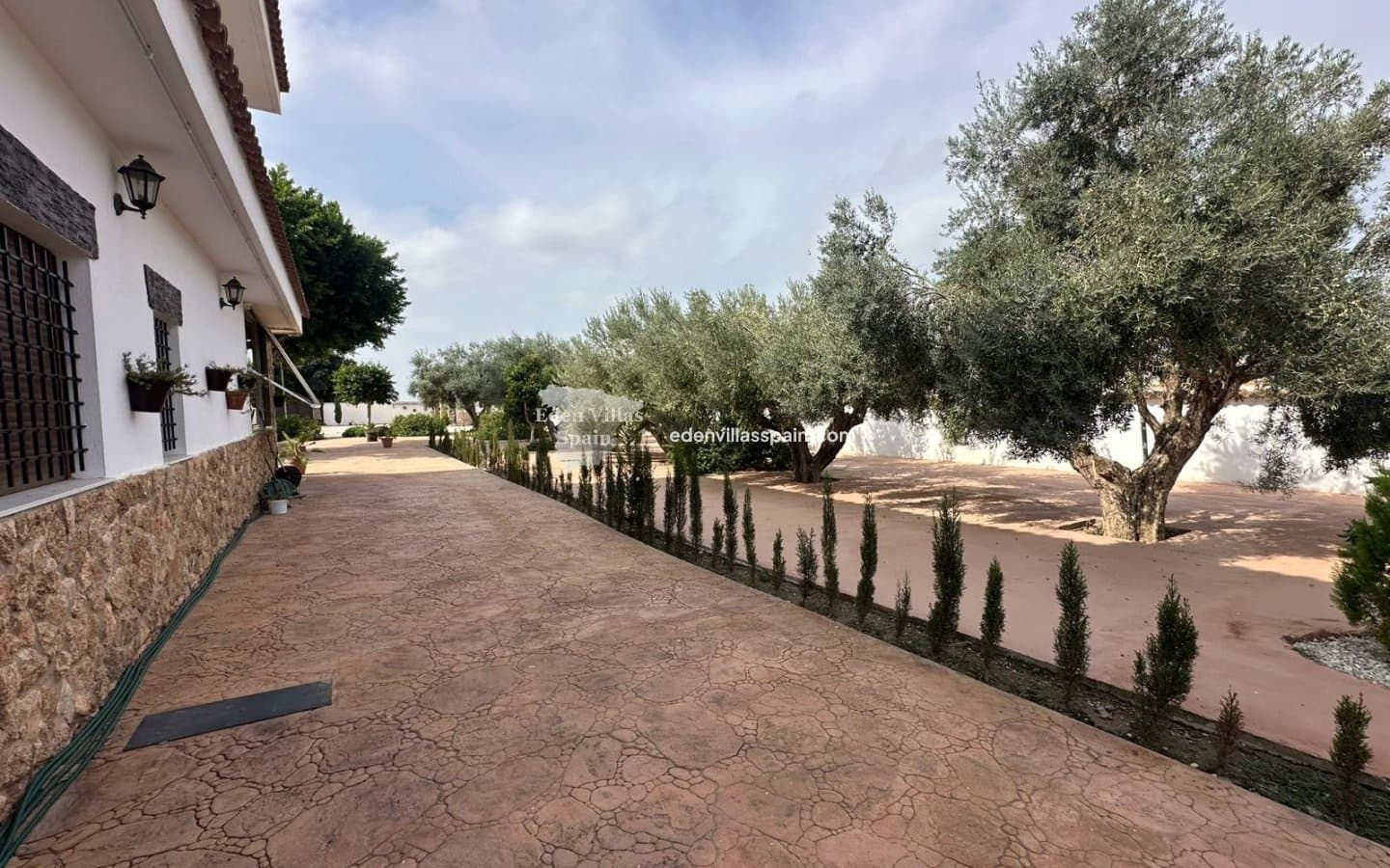 7 bedroom Villa for sale in Dolores with pool garage - € 1,250,000 (Ref: 9669291)