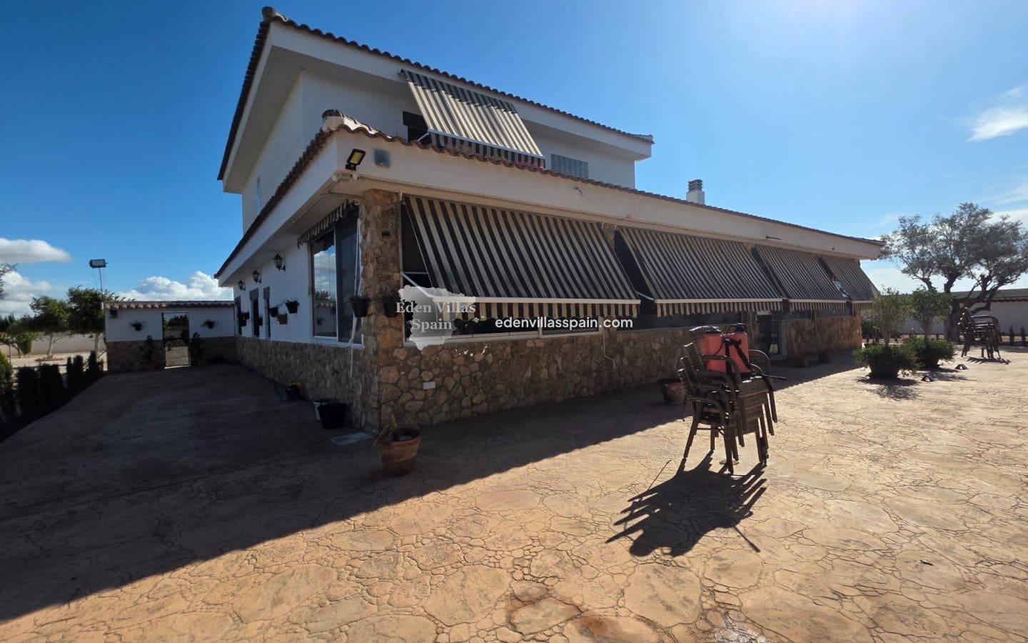 7 bedroom Villa for sale in Alicante / Alacant city with pool garage - € 1,250,000 (Ref: 9669293)