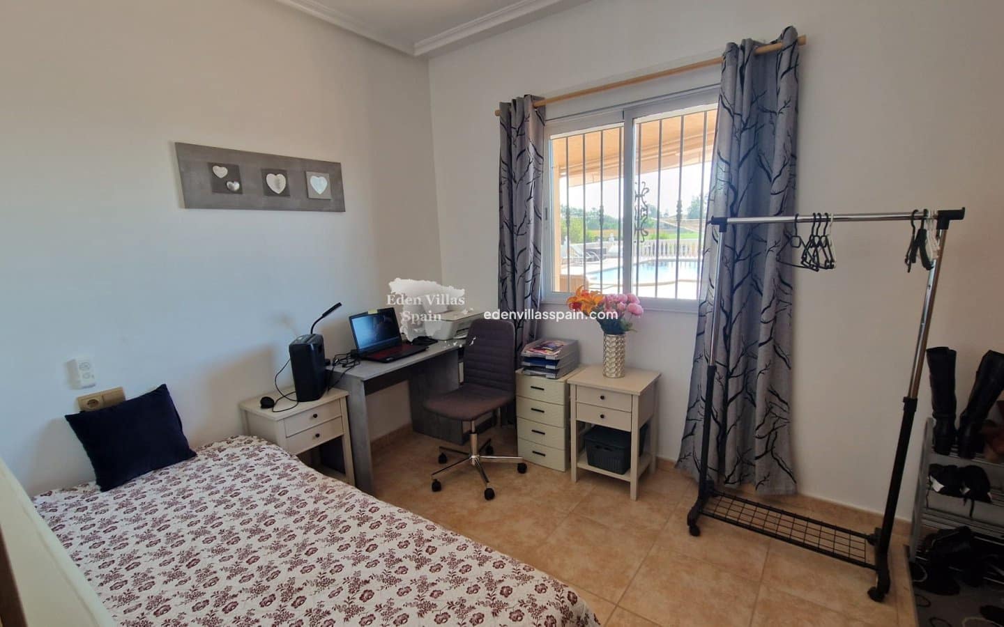 Chalet de 3 habitaciones en Alicante / Alacant ciudad en venta con piscina - 390.000 € (Ref: 9676440)