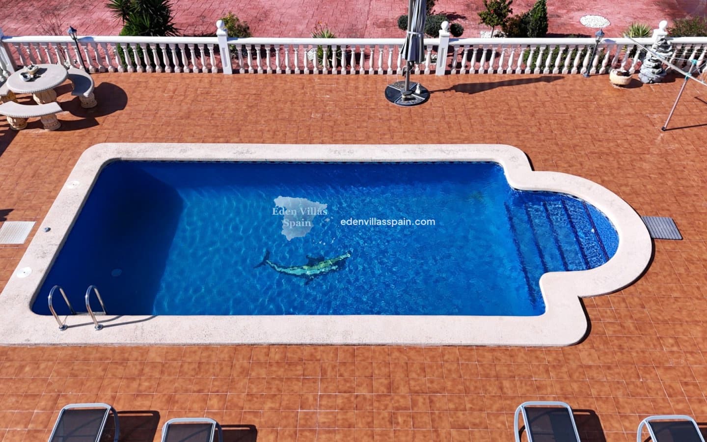 Chalet de 3 habitaciones en Alicante / Alacant ciudad en venta con piscina - 390.000 € (Ref: 9676440)