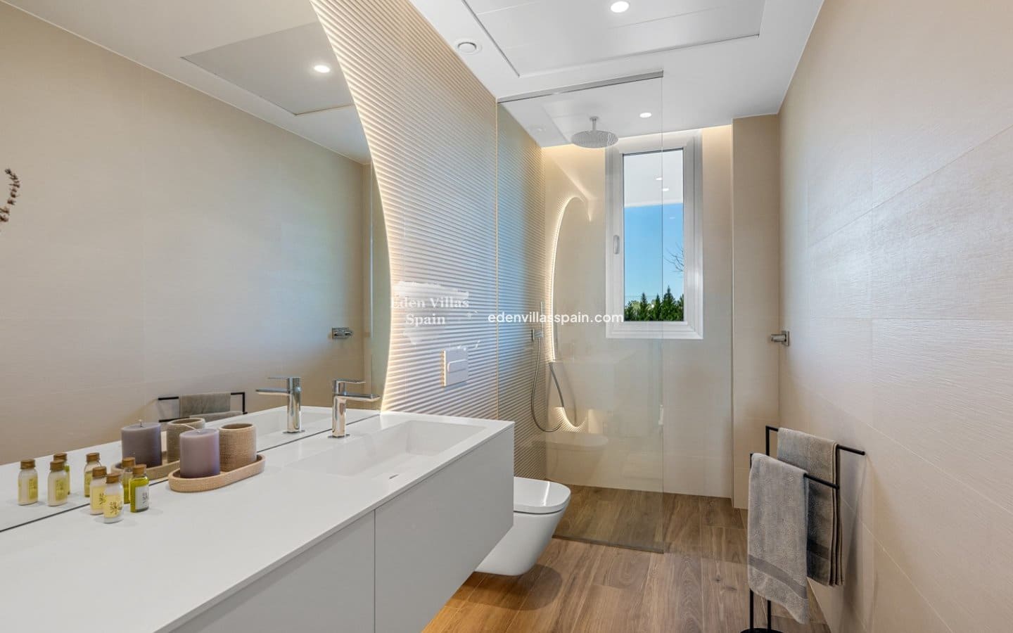 3 makuuhuone Huoneisto myytävänä paikassa Orihuela Costa mukana uima-altaan 
autotalli - 1 199 000 € (Ref: 9679264)