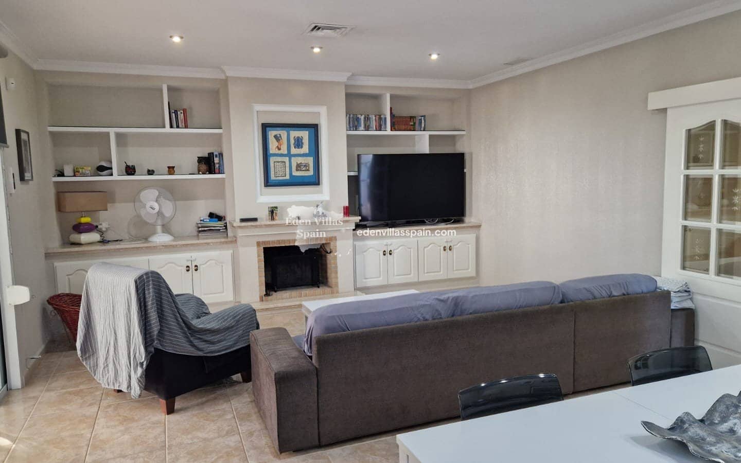 Chalet de 3 habitaciones en Catral en venta con piscina garaje - 399.000 € (Ref: 9682193)