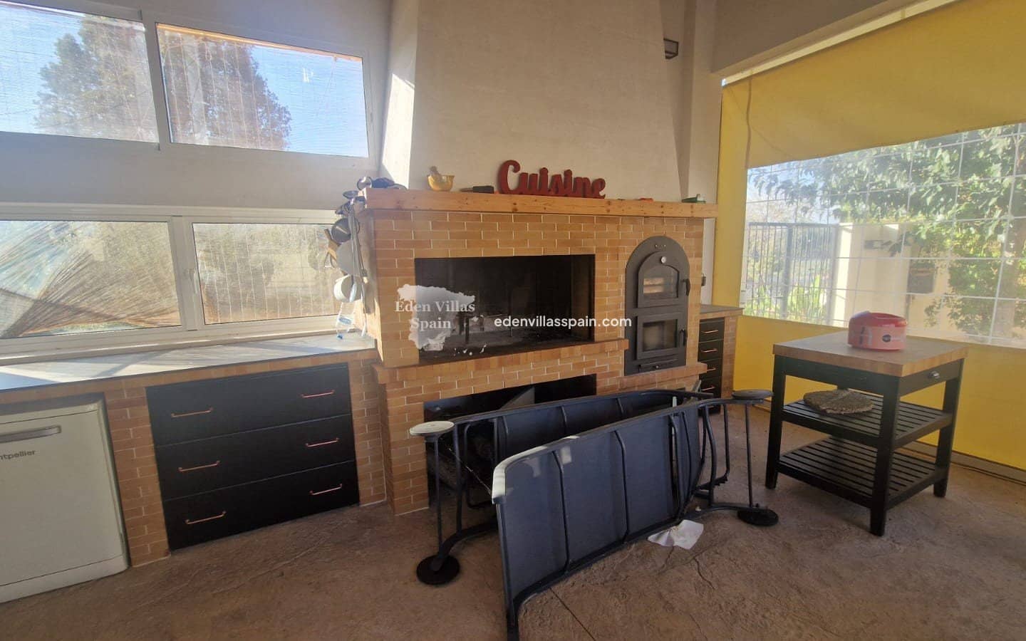 Chalet de 3 habitaciones en Catral en venta con piscina garaje - 399.000 € (Ref: 9682193)