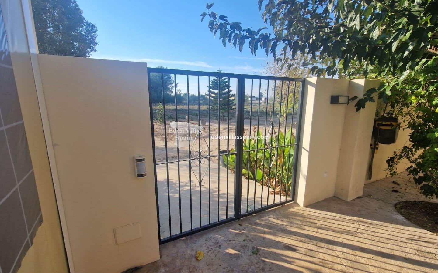 3 chambre Villa/Maison à vendre à Alicante ville avec piscine - 399 000 € (Ref: 9682194)