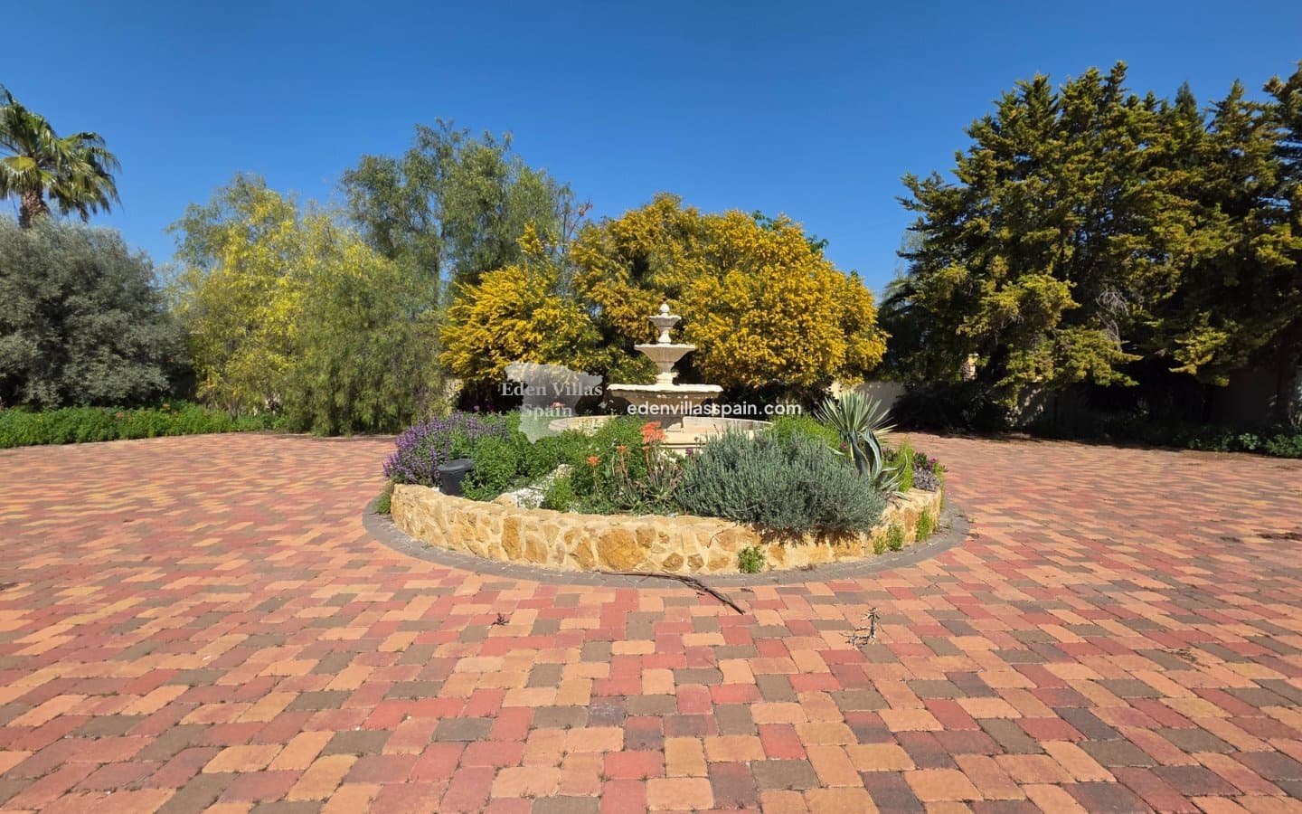 3 soverom Finca/Herregård til salgs i Alicante by med svømmebasseng - € 375 000 (Ref: 9716720)