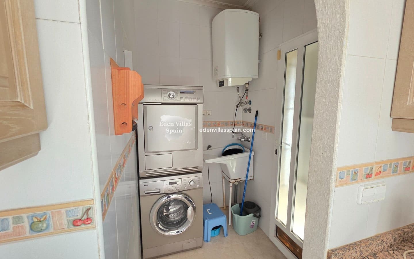 3 bedroom Finca/Country House for sale in Catral with pool - € 375,000 (Ref: 9716721)