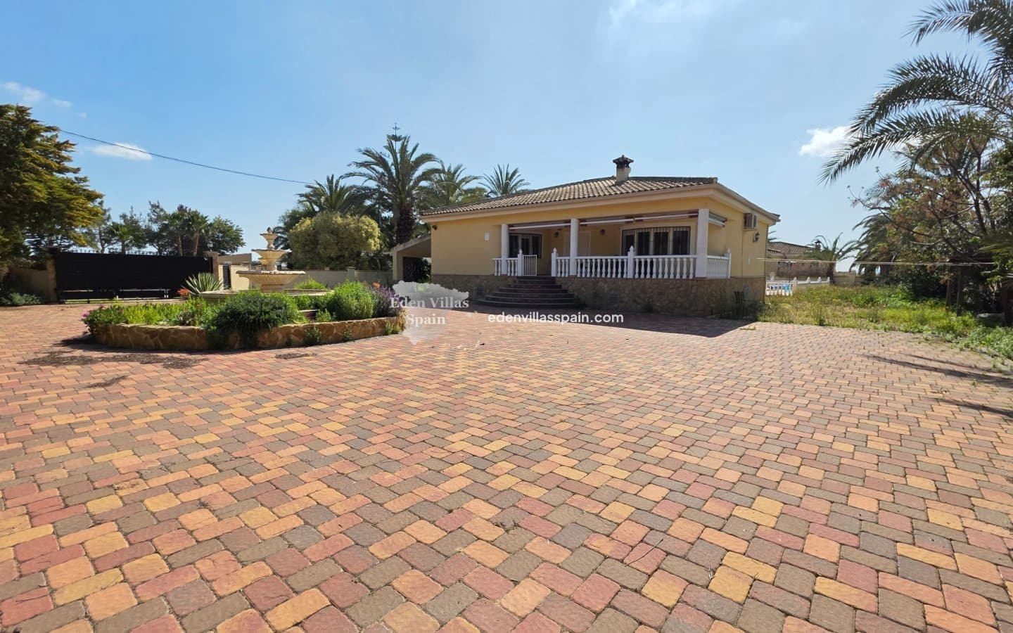 3 bedroom Finca/Country House for sale in Catral with pool - € 375,000 (Ref: 9716721)