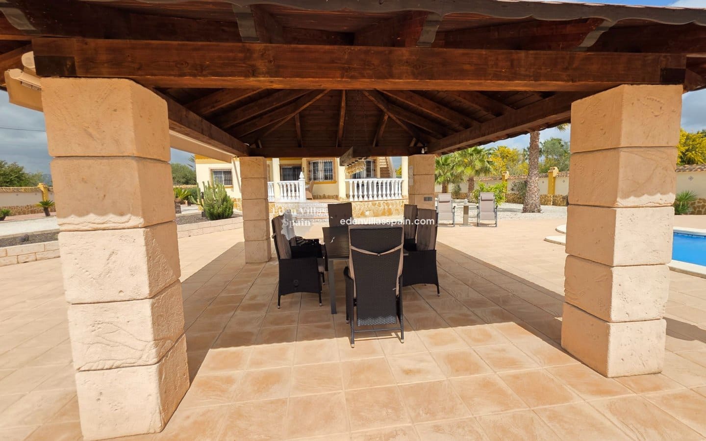 3 quarto Moradia para venda em Catral com piscina - 379 000 € (Ref: 9727549)