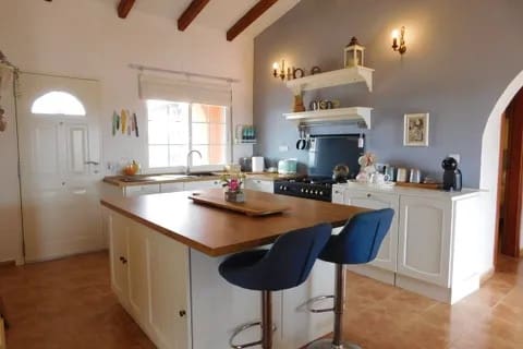 3 soverom Finca/Herregård til salgs i Dolores med svømmebasseng - € 445 000 (Ref: 9789829)