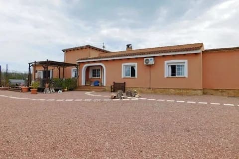 3 soverom Finca/Herregård til salgs i Dolores med svømmebasseng - € 445 000 (Ref: 9789829)