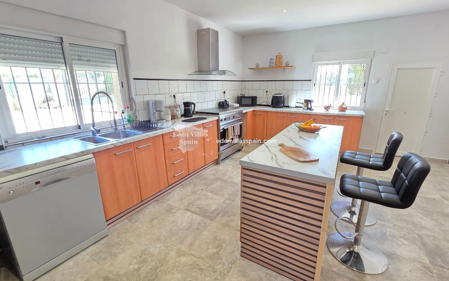 3 sovrum Finca/Hus på landet till salu i Crevillente / Crevillent med pool - 290 000 € (Ref: 9799975)