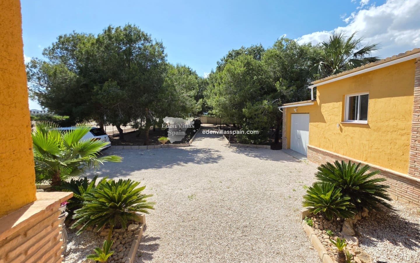 4 slaapkamer Villa te koop in Guardamar del Segura met zwembad garage - € 535.000 (Ref: 9866176)