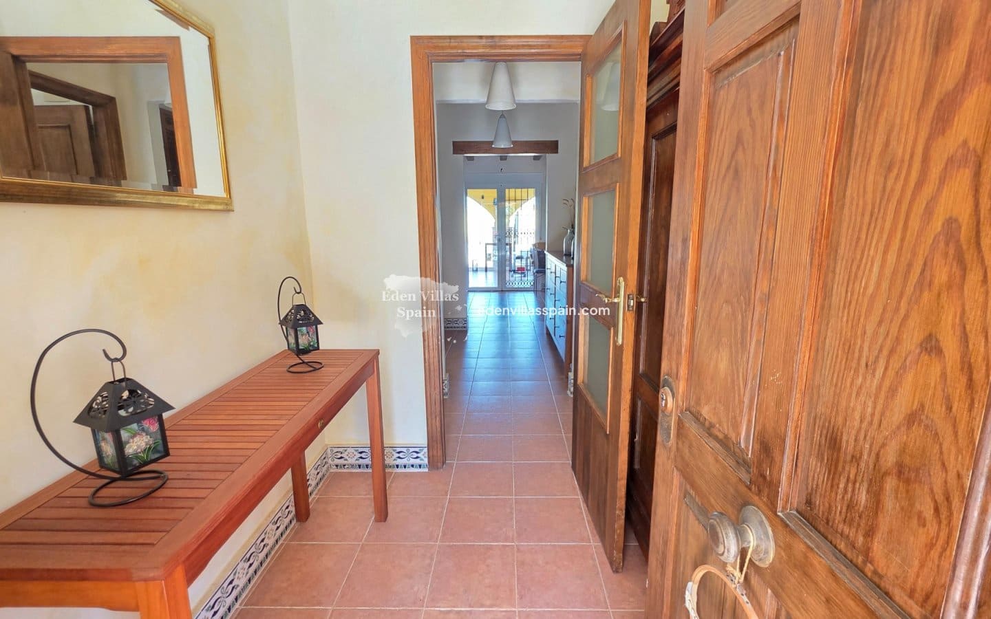 4 slaapkamer Villa te koop in Guardamar del Segura met zwembad garage - € 535.000 (Ref: 9866176)