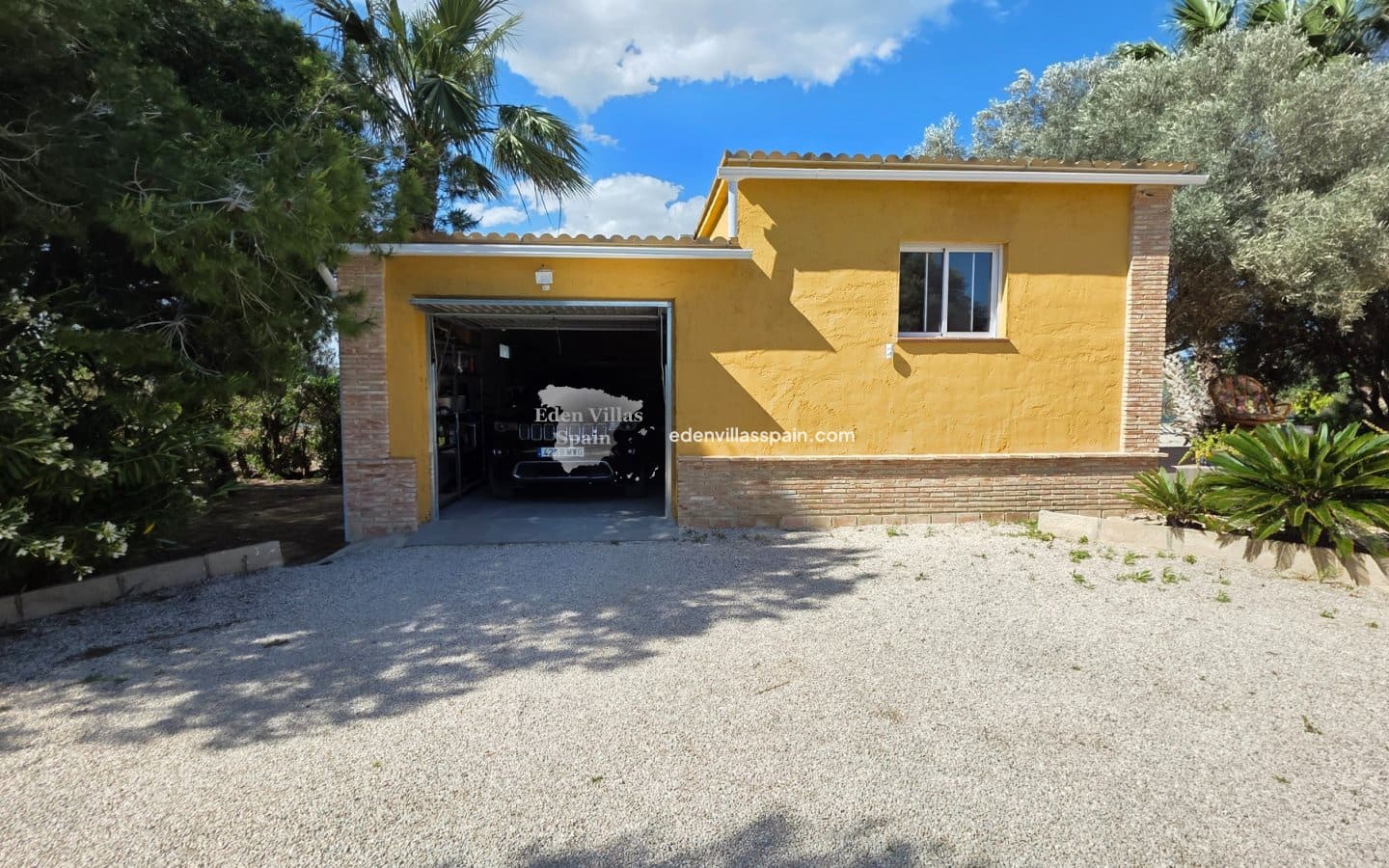 4 slaapkamer Villa te koop in Guardamar del Segura met zwembad garage - € 535.000 (Ref: 9866176)