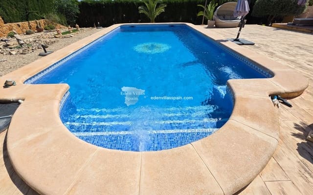4 quarto Quinta/Casa Rural para venda em Alicante cidade com piscina garagem - 535 000 € (Ref: 9866177)
