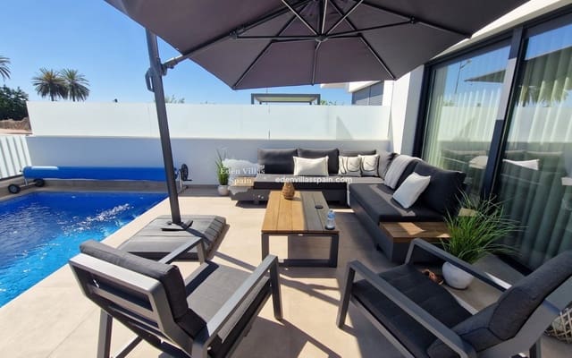 3 soverom Hus til salgs i Alicante by med svømmebasseng garasje - € 420 000 (Ref: 9867741)