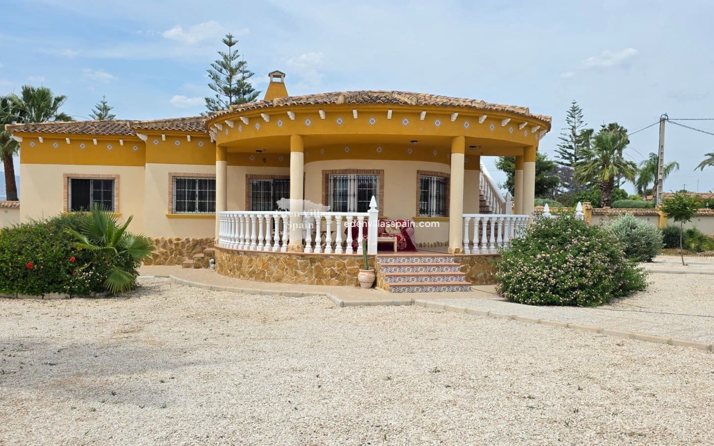 4 quarto Quinta/Casa Rural para venda em Catral com piscina - 385 000 € (Ref: 9877072)