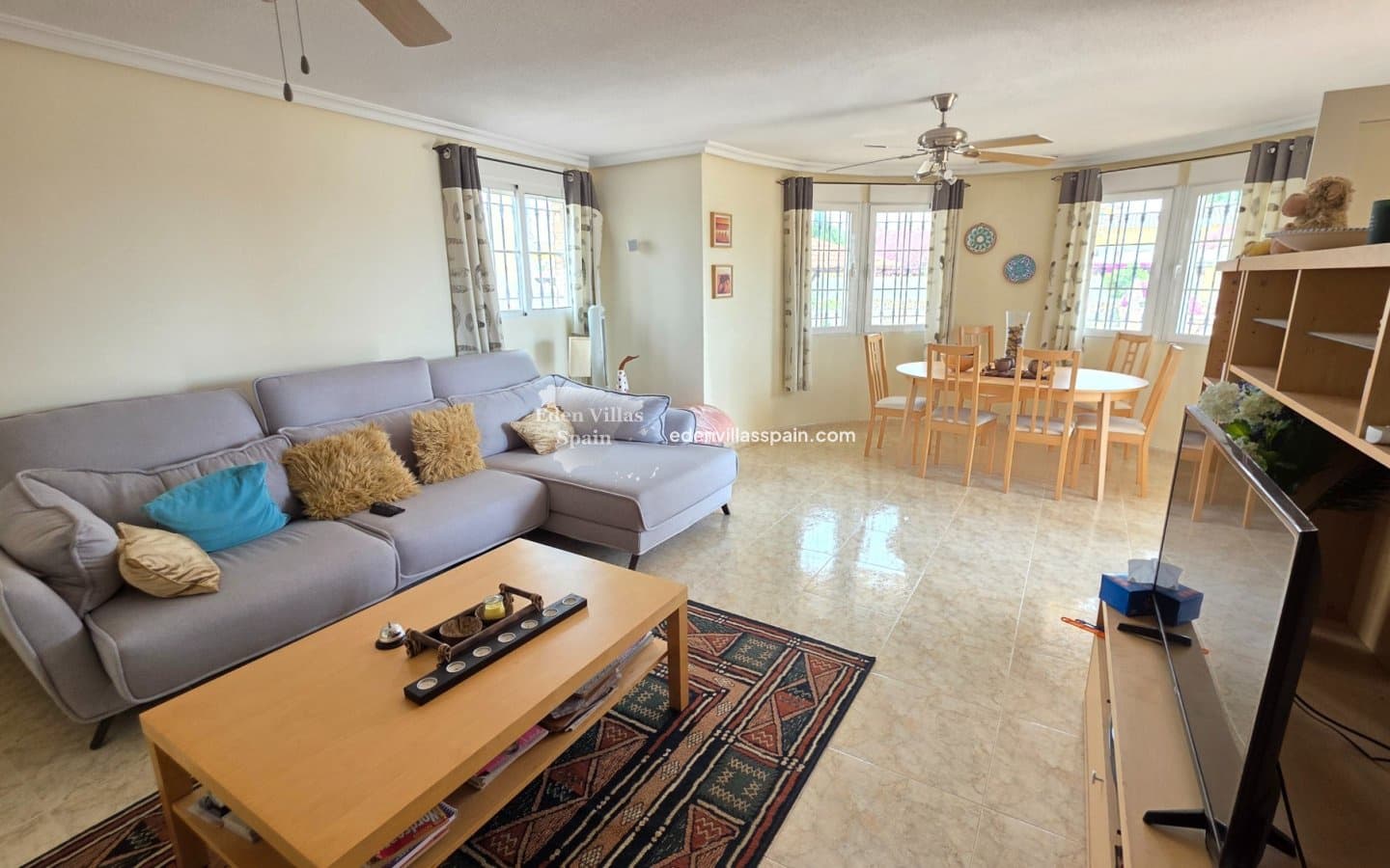 4 quarto Quinta/Casa Rural para venda em Catral com piscina - 385 000 € (Ref: 9877072)