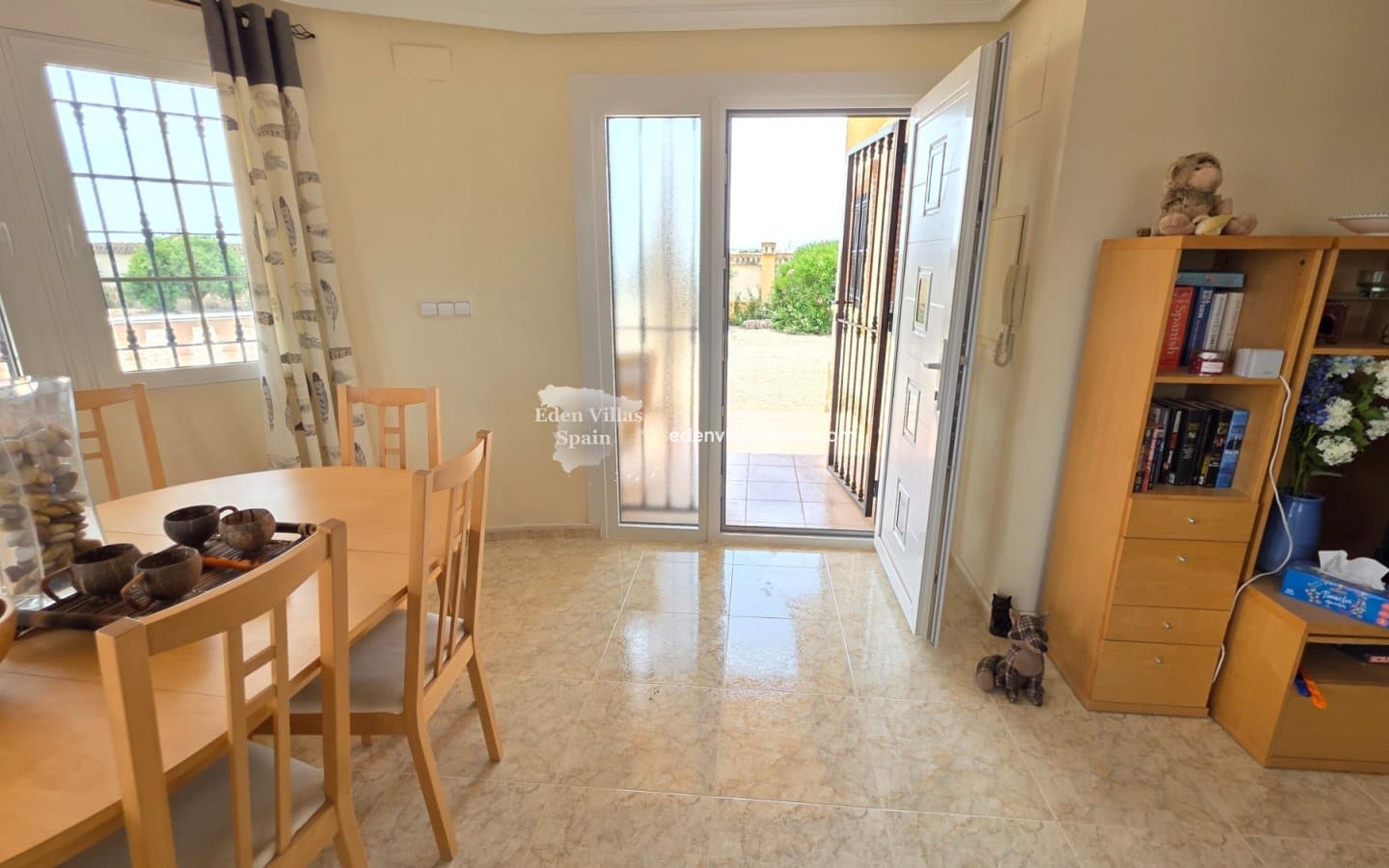 4 sypialnia Willa na sprzedaż w Catral z basenem - 385 000 € (Ref: 9877197)