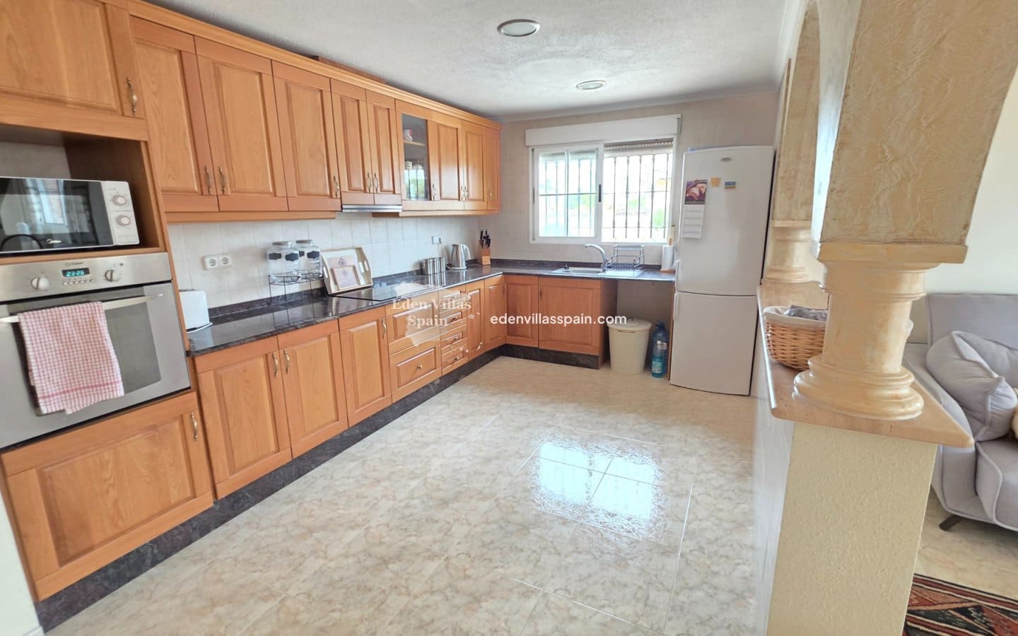 4 sypialnia Willa na sprzedaż w Catral z basenem - 385 000 € (Ref: 9877197)