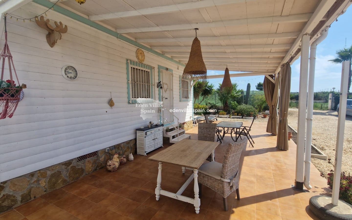 2 bedroom Finca/Country House for sale in Alicante / Alacant city - € 149,950 (Ref: 9897327)