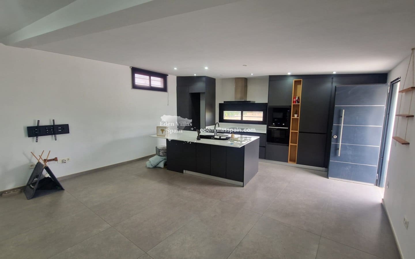 Finca/Casa Rural de 10 habitaciones en Santa Pola en venta con piscina garaje - 449.000 € (Ref: 9905291)