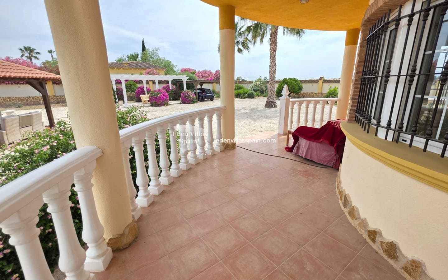 4 soveværelse Finca/Landehus til salg i Alicante by med swimmingpool - € 385.000 (Ref: 9929995)