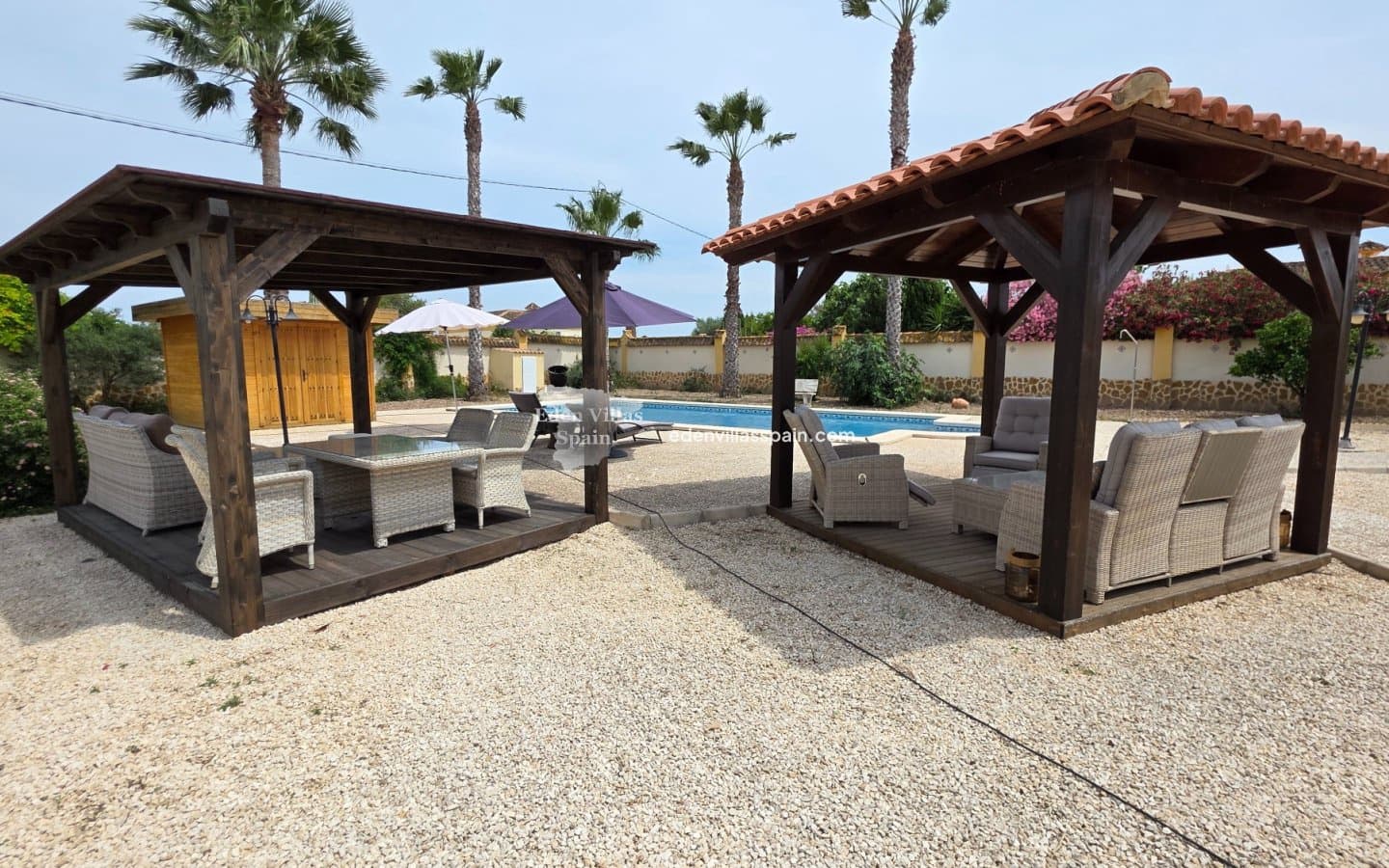 4 soveværelse Finca/Landehus til salg i Alicante by med swimmingpool - € 385.000 (Ref: 9929995)