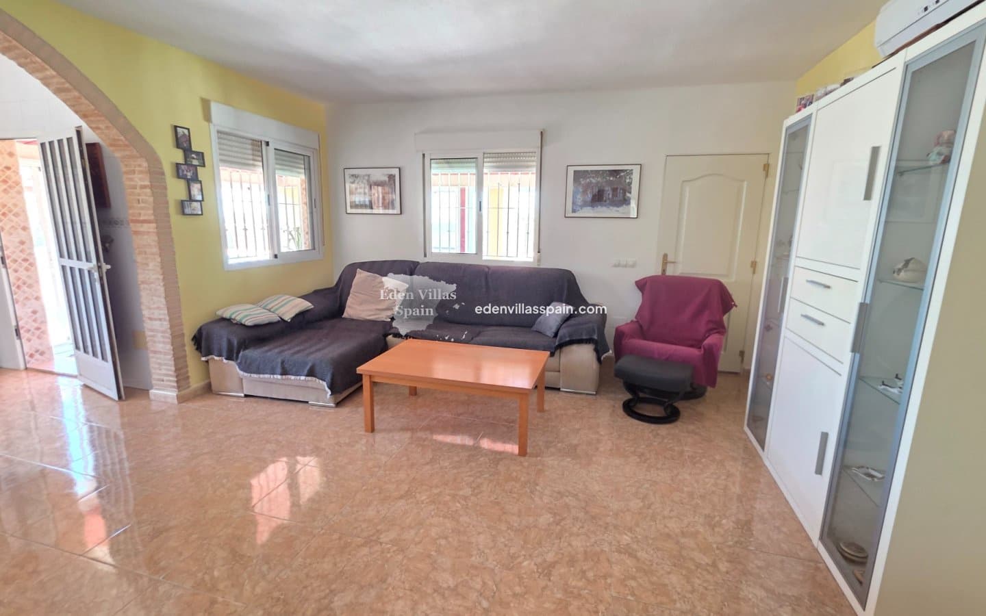 3 sypialnia Finka/Dom wiejski na sprzedaż w Macisvenda z basenem garażem - 265 000 € (Ref: 9931120)
