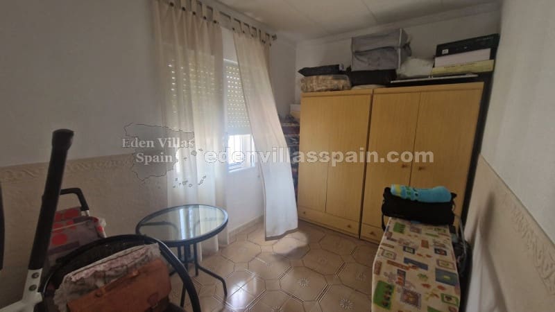 3 makuuhuone Maalaistalo myytävänä paikassa Catral mukana uima-altaan - 299 995 € (Ref: 9946339)