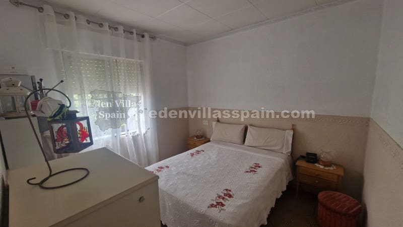 3 makuuhuone Maalaistalo myytävänä paikassa Catral mukana uima-altaan - 299 995 € (Ref: 9946339)