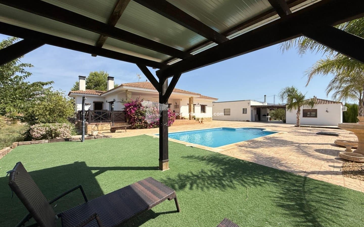 3 quarto Quinta/Casa Rural para venda em Alicante cidade com piscina - 700 000 € (Ref: 9961474)