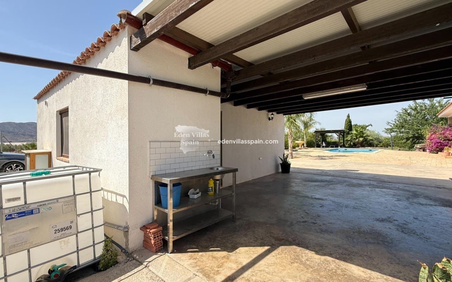 3 quarto Quinta/Casa Rural para venda em Alicante cidade com piscina - 700 000 € (Ref: 9961474)