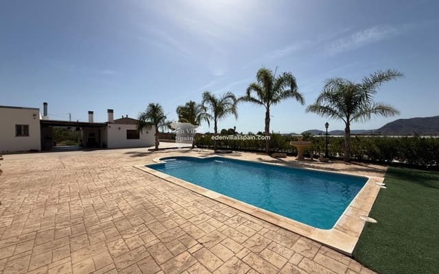 3 quarto Quinta/Casa Rural para venda em Alicante cidade com piscina - 700 000 € (Ref: 9961474)