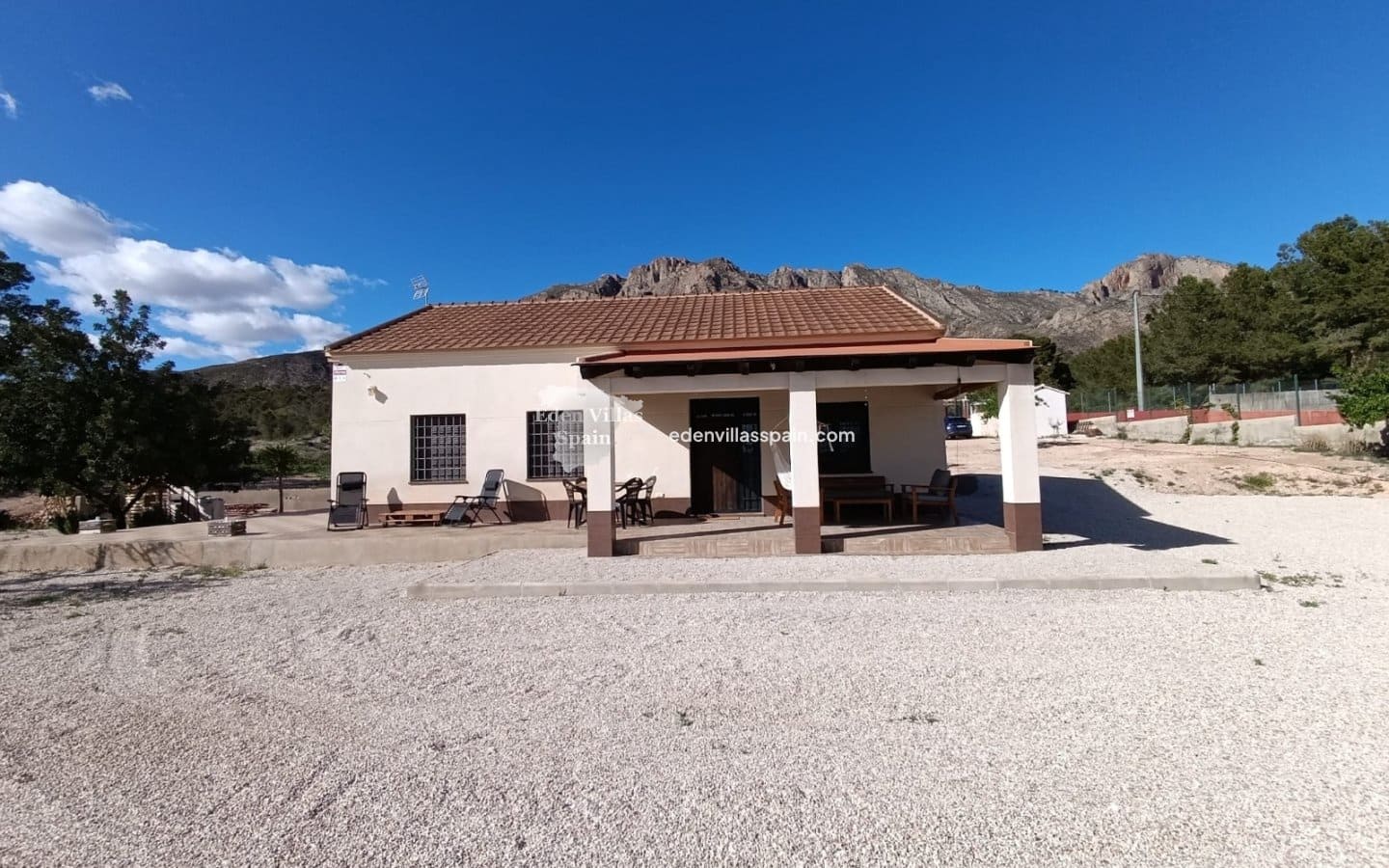 3 slaapkamer Finca/Landhuis te koop in Macisvenda - € 279.000 (Ref: 9961598)