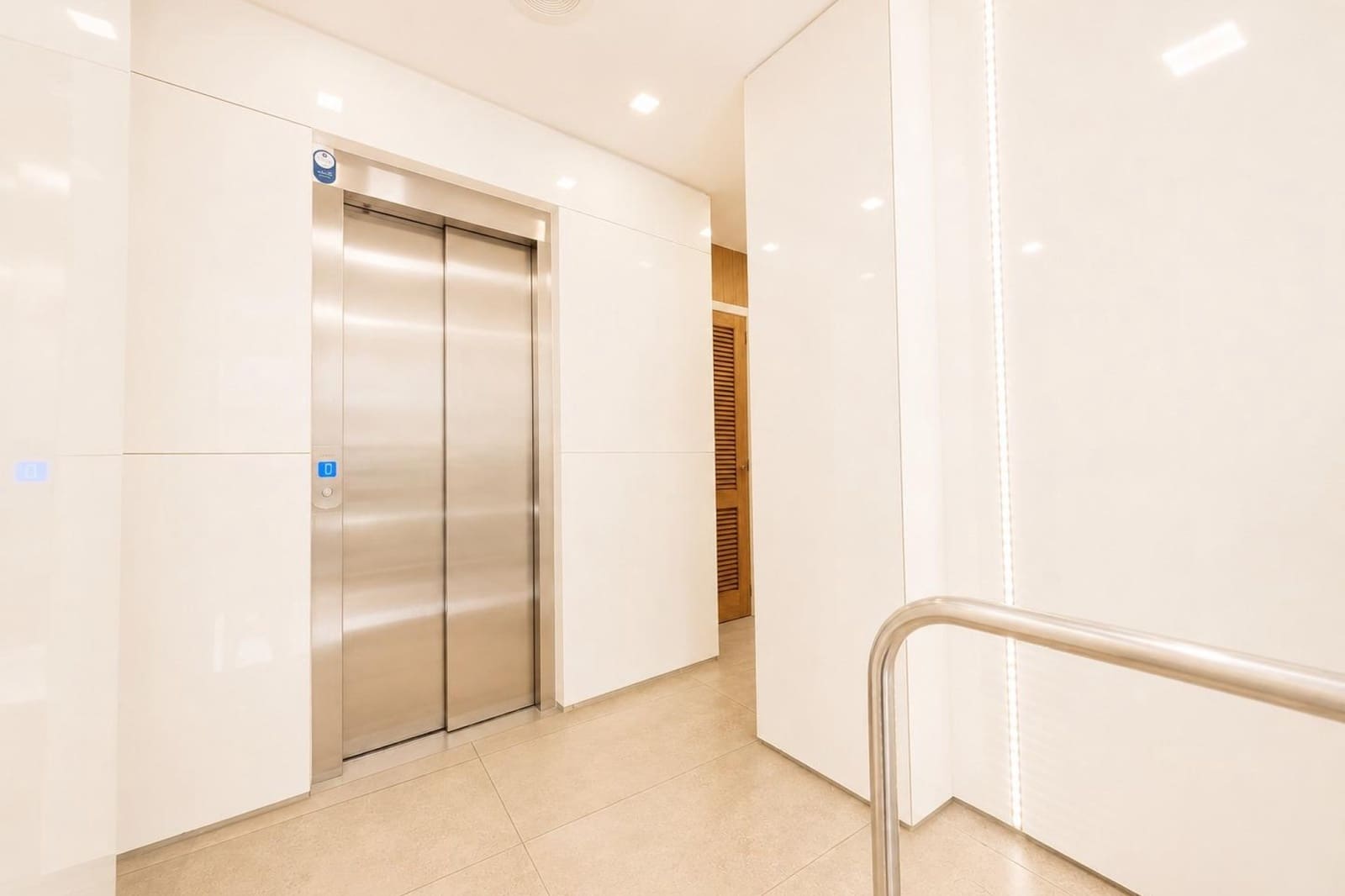 Apartamento de 3 habitaciones en Alicante / Alacant ciudad en venta - 420.000 € (Ref: 9964486)