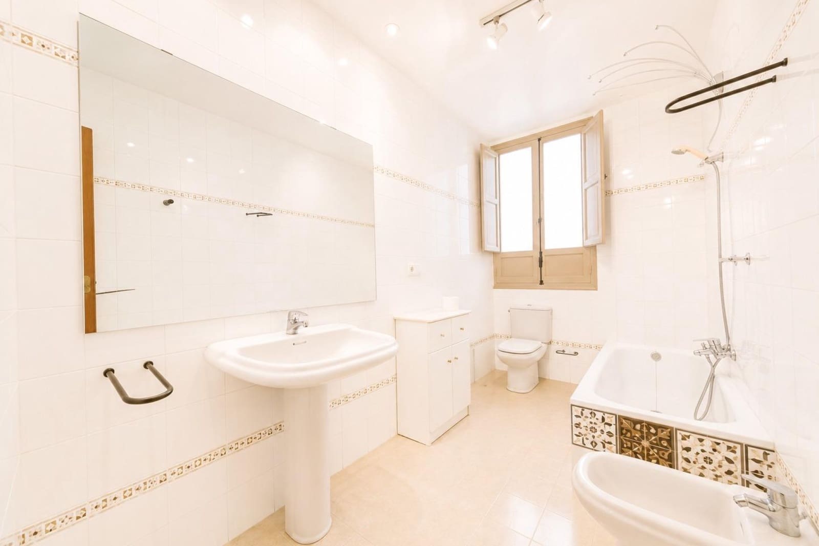 Apartamento de 3 habitaciones en Alicante / Alacant ciudad en venta - 420.000 € (Ref: 9964486)