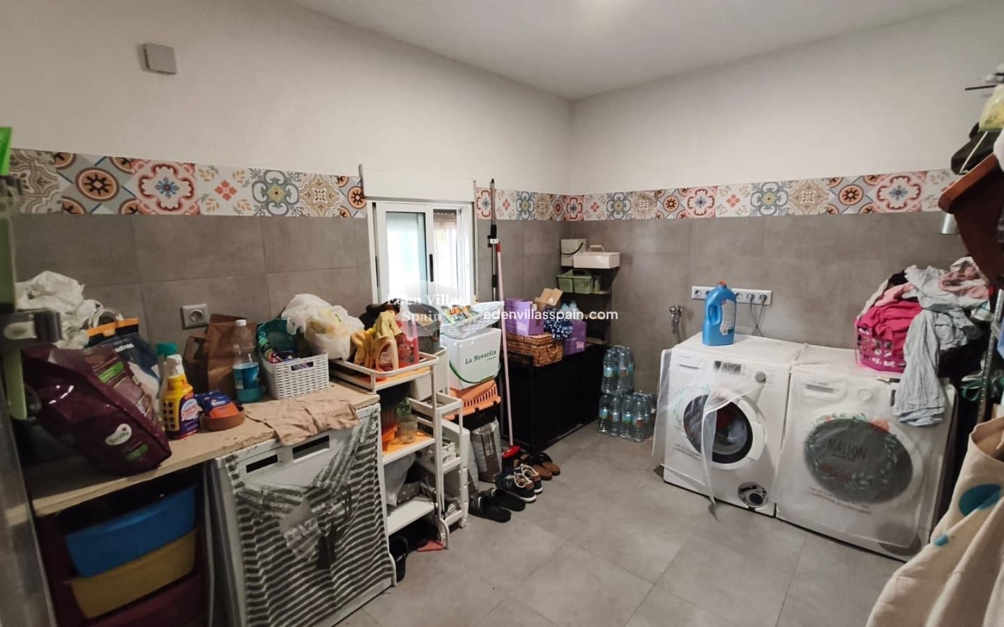 4 soverom Villa til salgs i Alicante by med svømmebasseng garasje - € 459 000 (Ref: 9979302)