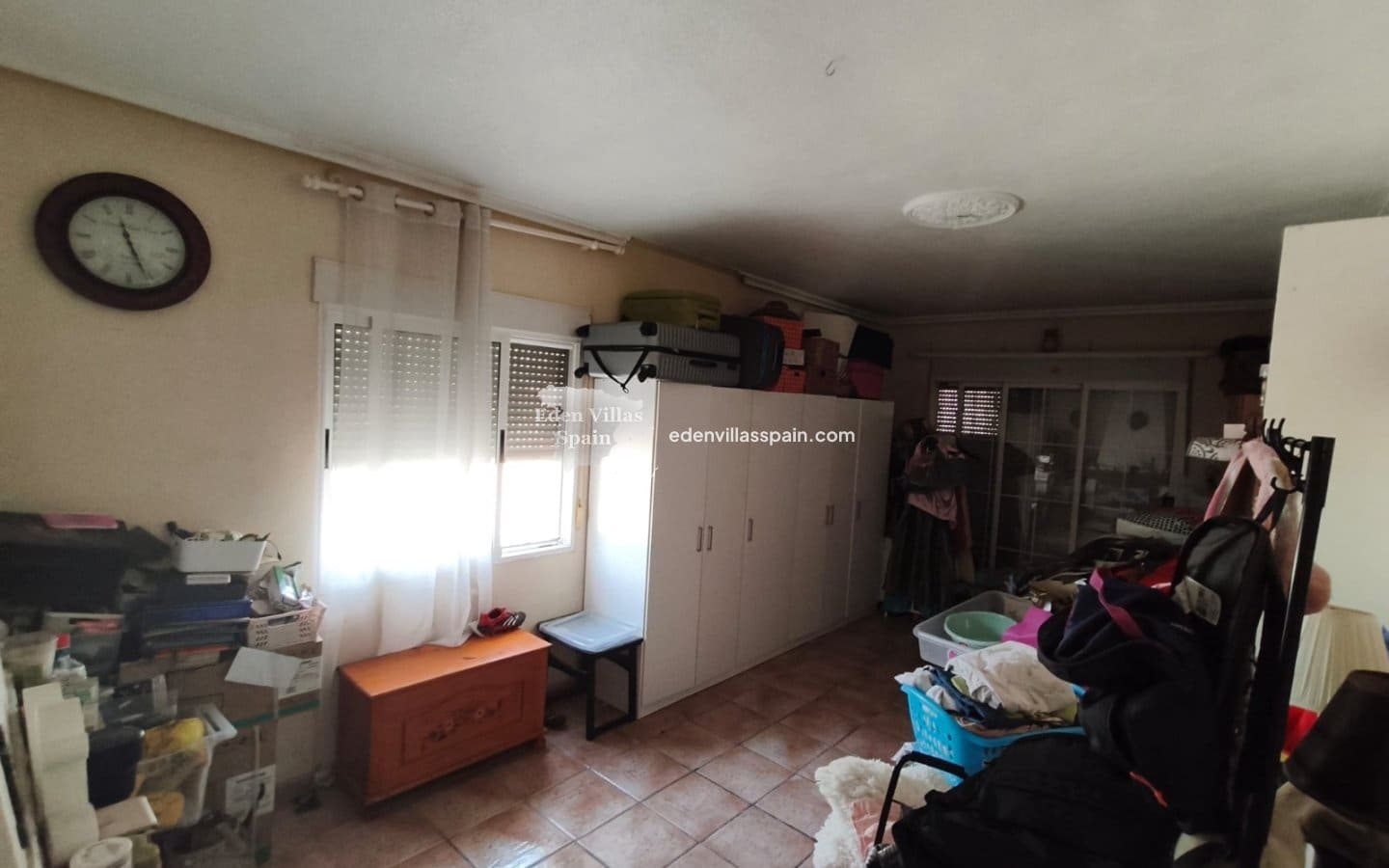 4 soverom Villa til salgs i Alicante by med svømmebasseng garasje - € 459 000 (Ref: 9979302)