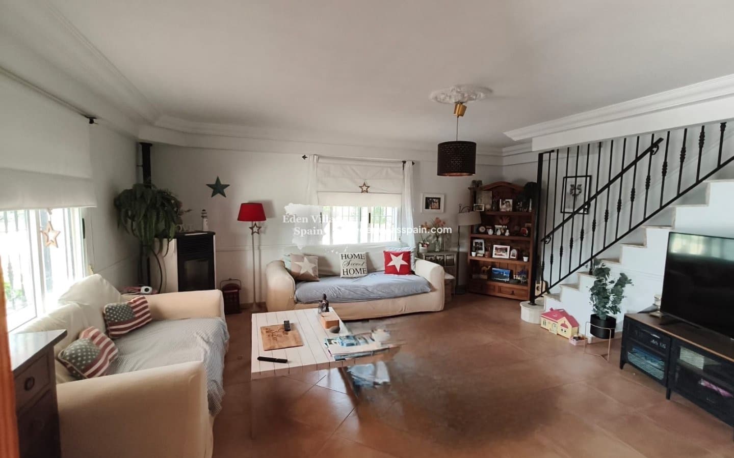4 soverom Villa til salgs i Alicante by med svømmebasseng garasje - € 459 000 (Ref: 9979302)