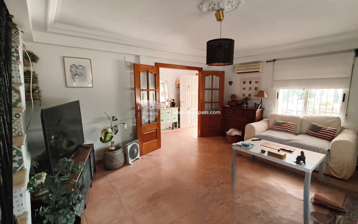 4 soverom Villa til salgs i Alicante by med svømmebasseng garasje - € 459 000 (Ref: 9979302)