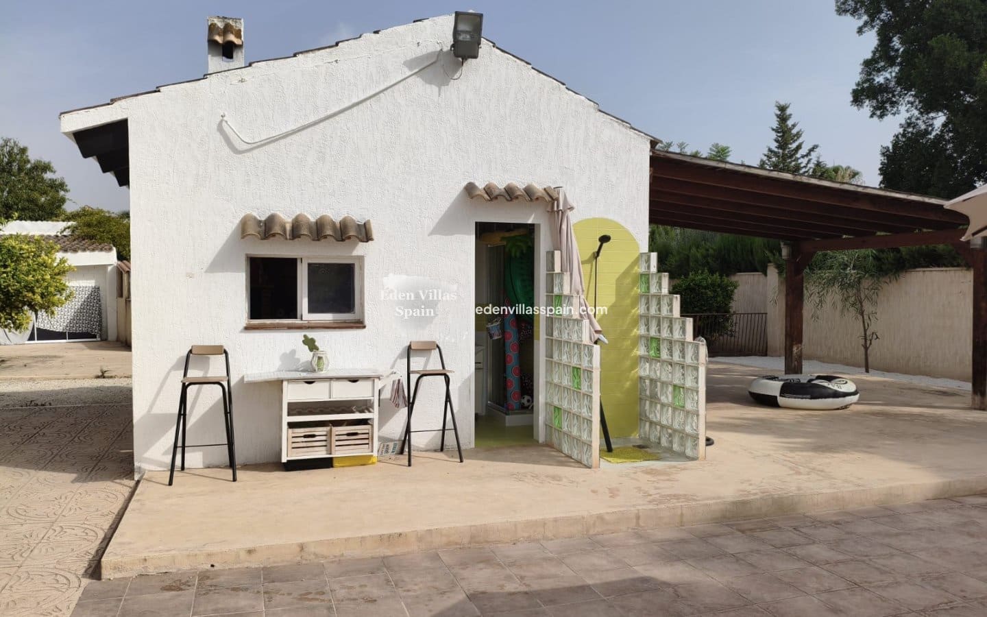 4 soverom Villa til salgs i Alicante by med svømmebasseng garasje - € 459 000 (Ref: 9979302)