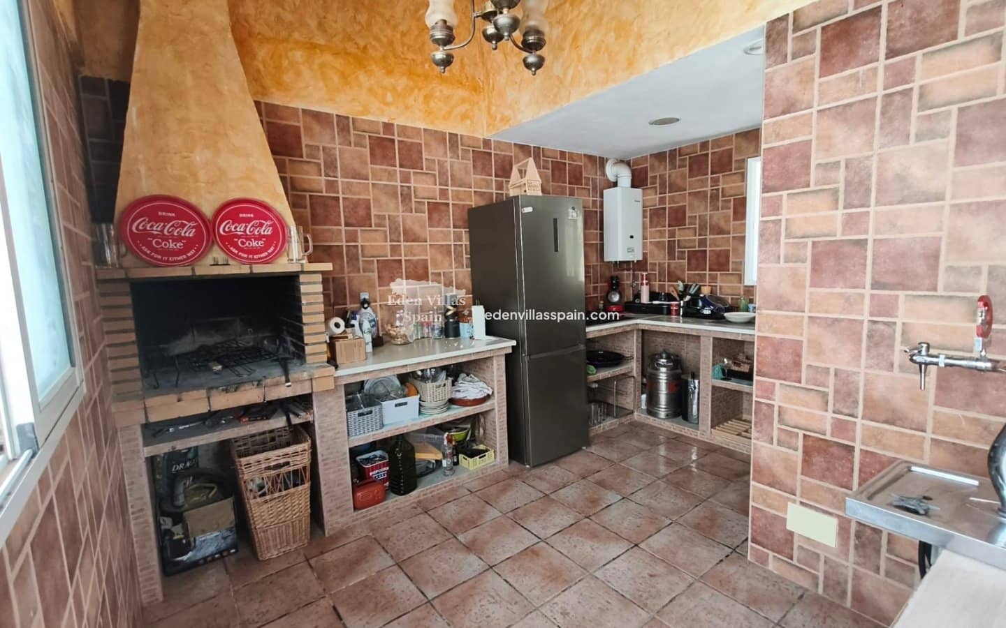 4 soverom Villa til salgs i Alicante by med svømmebasseng garasje - € 459 000 (Ref: 9979302)