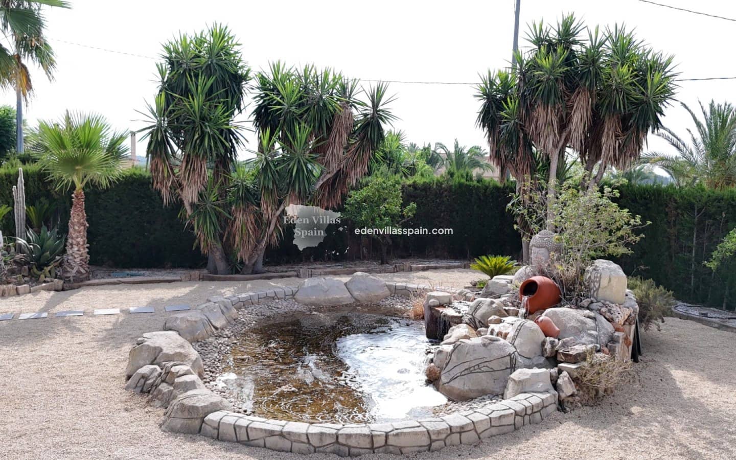 4 soverom Villa til salgs i Alicante by med svømmebasseng garasje - € 459 000 (Ref: 9979302)