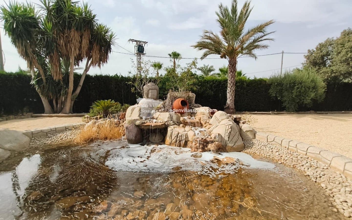 4 soverom Villa til salgs i Alicante by med svømmebasseng garasje - € 459 000 (Ref: 9979302)