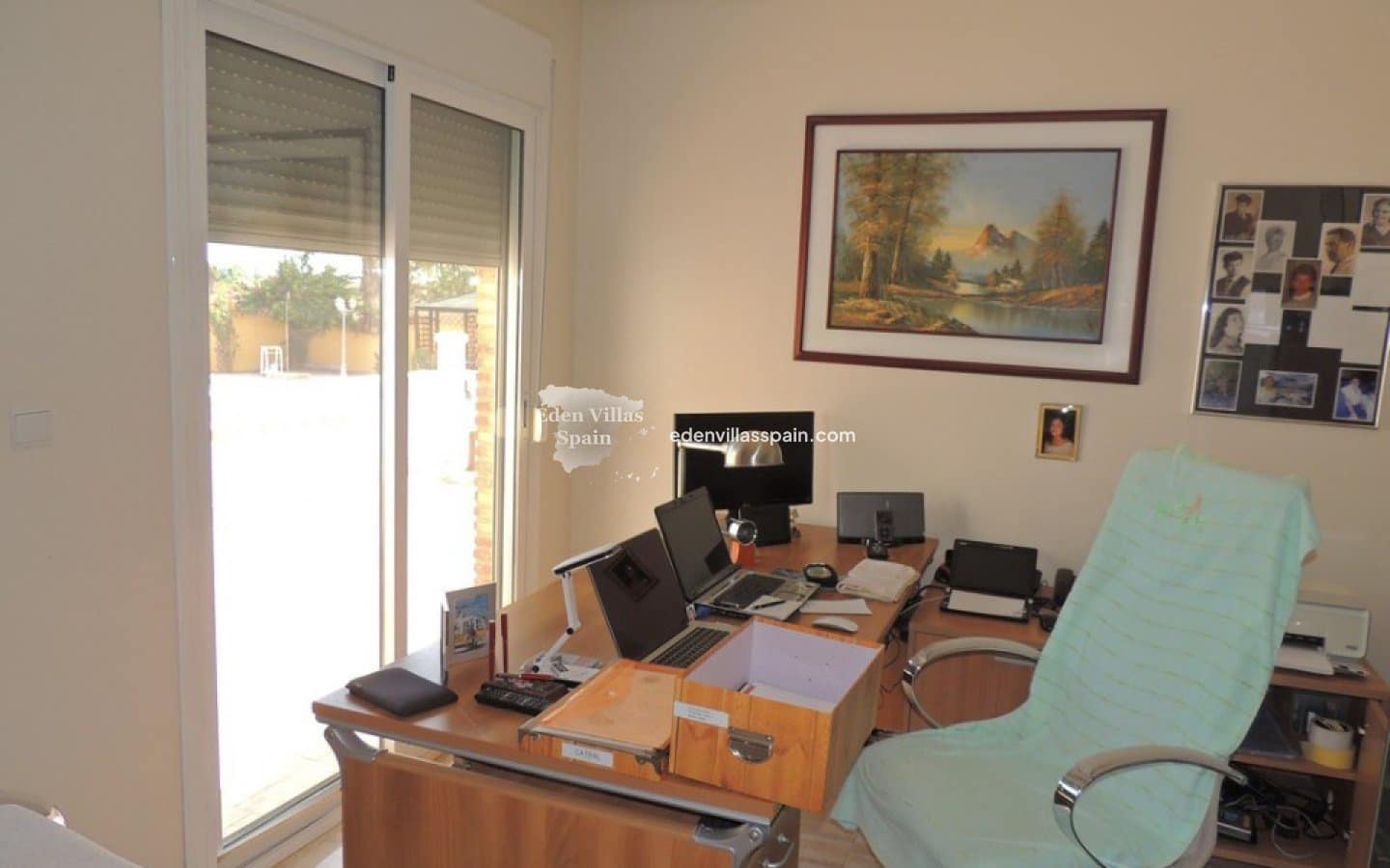 3 soveværelse Finca/Landehus til salg i Catral med swimmingpool - € 390.000 (Ref: 9981321)