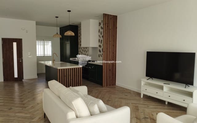3 bedroom Townhouse for sale in Catral - € 250,000 (Ref: 9985261)